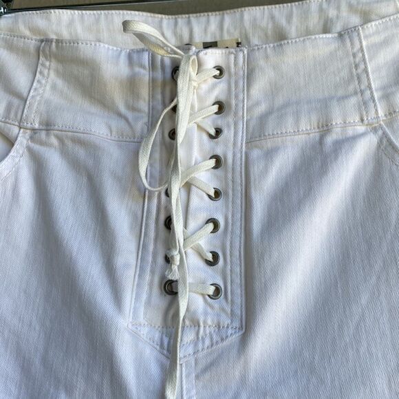 NWT - We The Free Crvy Lace Up Front Jeans in Ivory Size: 35 - Picture 5 of 7